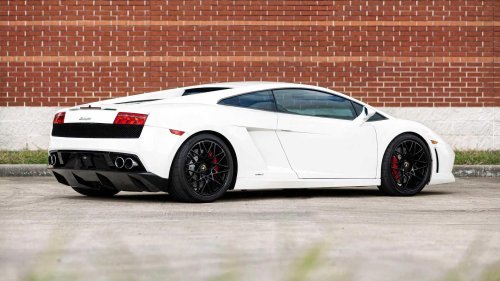 5 sports cars that will be worth more in 10 years