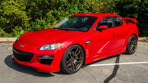 This weird little sports car is aging surprisingly well