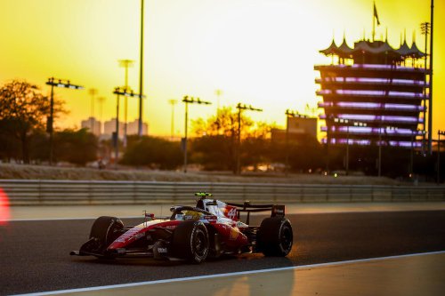 George Russell señala el peligro de las salidas para Mercedes F1: "Hamilton pasó de P10 a P1"