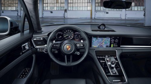 10 luxury cars that don’t collapse in value 5 years later