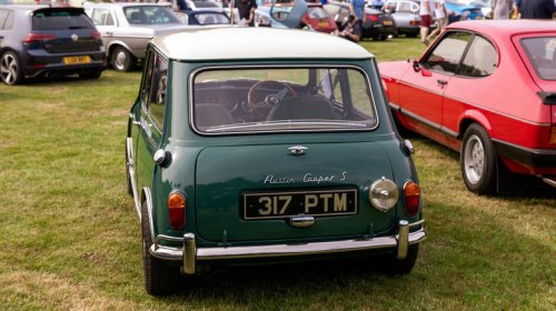 More than just pickups tried two gas tanks (and these cars had far more fun with it)