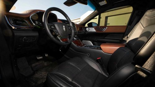 10 luxury cars that don’t collapse in value 5 years later
