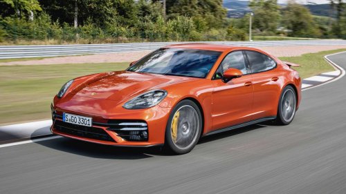 10 luxury cars that don’t collapse in value 5 years later