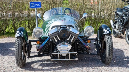 5 cool cars that use motorcycle engine power