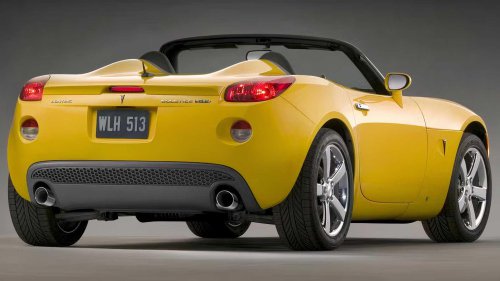 5 forgotten sports cars from the 2000s that are a steal right now