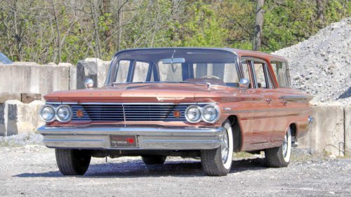 Pontiac stuffed a massive V-8 into a family car before anyone saw the danger