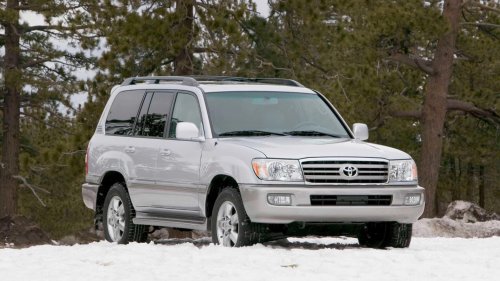 Toyota, Toyota Land Cruiser, The Iconic Toyota Land Cruiser Blends Off-Road Prowess And Luxury Best