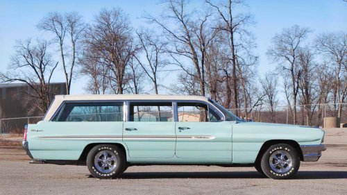 Pontiac stuffed a massive V-8 into a family car before anyone saw the danger