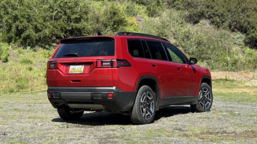 Jeep, 2026 Jeep Cherokee trades its trail rating for more efficient, civilized, even fun on-road dynamics