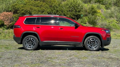 2026 Jeep Cherokee trades its trail rating for more efficient, civilized, even fun on-road dynamics
