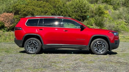 Jeep, 2026 Jeep Cherokee trades its trail rating for more efficient, civilized, even fun on-road dynamics