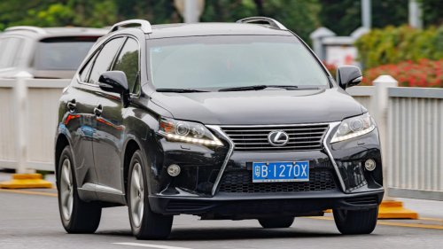 10 SUVs that handle high mileage better than expected