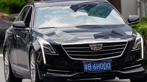 20 luxury brand cars that depreciate the fastest