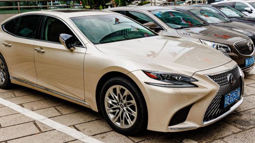 20 luxury brand cars that depreciate the fastest