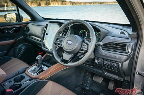 「B」はバックじゃないぞ! AT車シフトの現在地をおさらい!