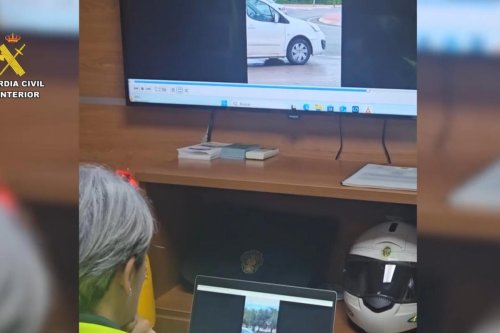 Un joven de 19 años hace este derrape eterno en su BMW en Murcia y lo sube a redes: el desenlace era inevitable