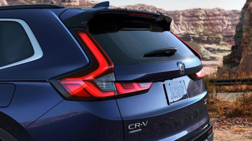 Honda, Honda CR-V, Honda CR-V Hybrid, A 3-year-old fully-loaded Honda CR-V hybrid is more car than most new SUVs