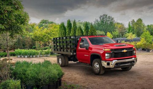 Some GM trucks are lying about how much fuel they have