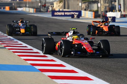 Andrea Kimi Antonelli admite una superioridad de Ferrari F1 sobre Mercedes: “Ha sido un punto débil”