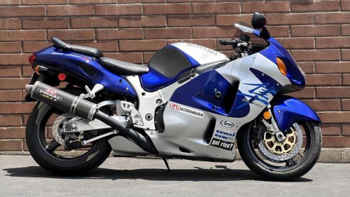 Suzuki built the fastest motorcycle nobody could handle