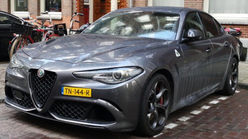 Ferrari, Ferrari 360 Modena, 9 production cars that outrun a Ferrari 360 Modena in a straight line
