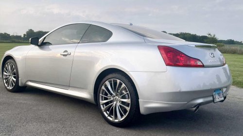 Infiniti G37 coupe: A $15K luxury sleeper with 300 HP