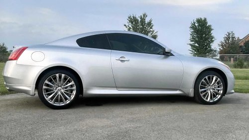 Infiniti G37 coupe: A $15K luxury sleeper with 300 HP