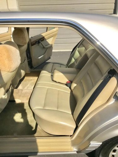 1990 Mercedes-Benz 420SEL
