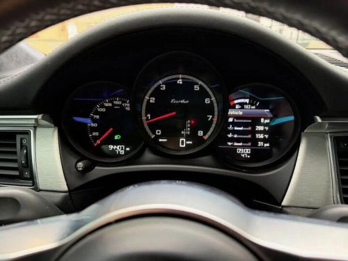 2015 Porsche Macan Turbo