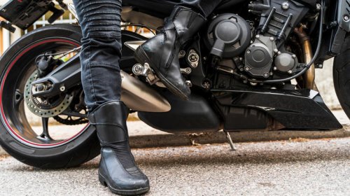 5 things you need to stop doing if you drive a motorcycle