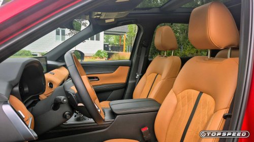 Mazda CX-70 vs BMW X5: Japanese SUV with inline-six engine