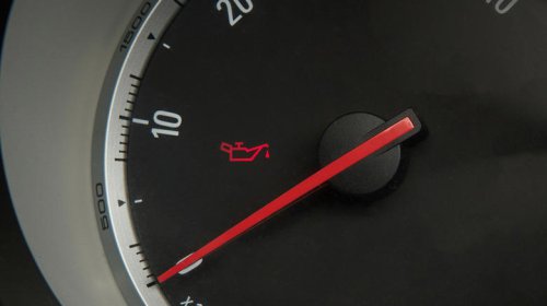 Why you should always check your engine oil before cold weather