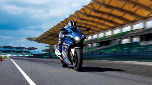 BMW, Forget the Kawasaki Ninja ZX-10R or BMW S 1000 RR — this is the superbike that makes sense