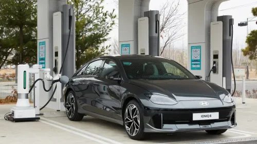 España alcanza los 54.794 puntos de carga operativos: solo un 5,12 % en los puntos que superan los 350 kW