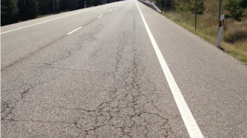 Las intensas lluvias han sacado a la luz el lamentable estado de las carreteras españolas. Cientos de socavones y pinchazos en muy poco tiempo