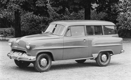 Del abandono al icono: ¿cuántos años puede durar un coche sin lavar y sólo con el mantenimiento básico?