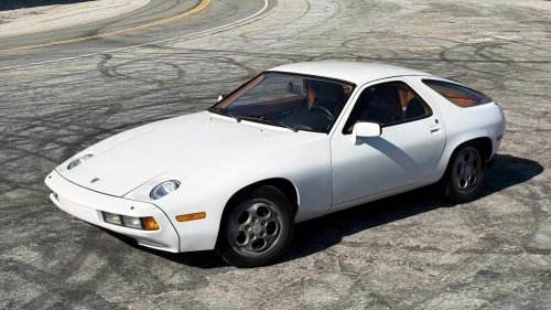 Porsche, Porsche 911, Porsche’s front-engine V8 that was meant to kill the 911