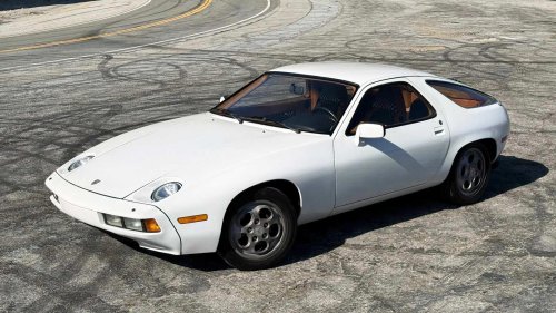 Porsche, Porsche 911, Porsche’s front-engine V8 that was meant to kill the 911