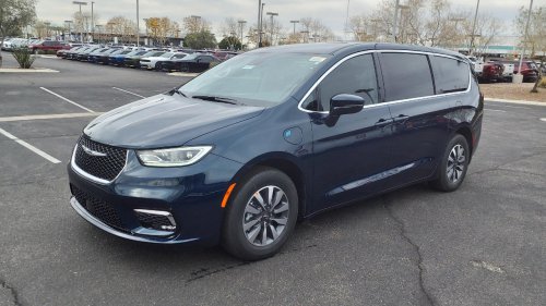 10 cars mechanics say they would never park in their garage