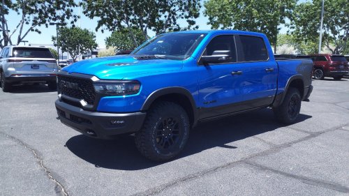10 vehicles that thrive in difficult environments