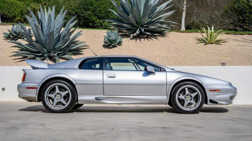 The Lotus Esprit V8 is a bargain in 2026