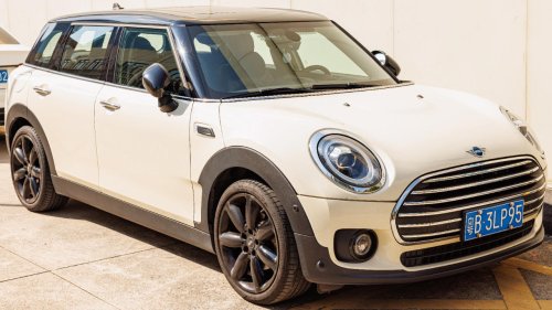 9 cars owners are quietly trading in early
