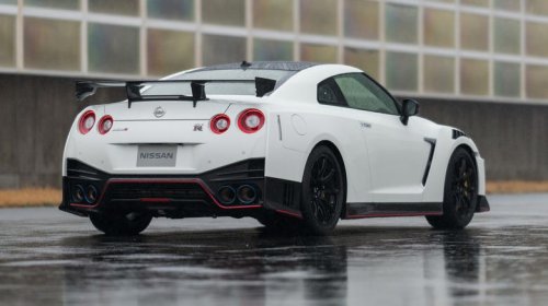 Nissan, Here's how much a 2020 Nissan GT-R has depreciated in 6 years