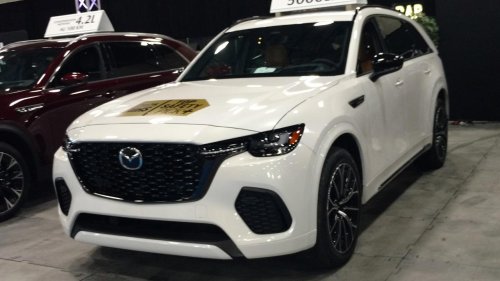 9 cars owners are quietly trading in early