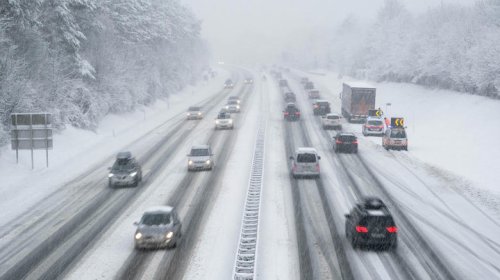 Here's how snow mode changes driving dynamics to keep you out of ditches