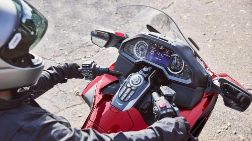 A touring bike that feels comfortable, stable, and effortless on long days