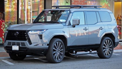 8 trucks that stay reliable past 250,000 miles