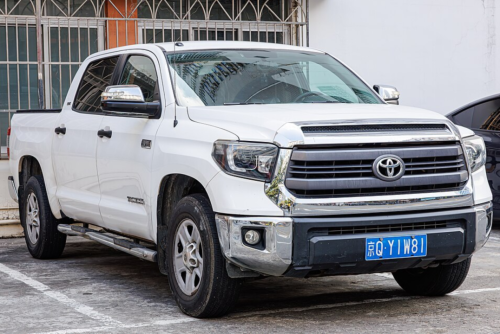 6 pickup trucks that barely seem affected by high mileage