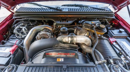 6.7L Cummins vs. 6.7L Power Stroke diesel engines: What are the differences?