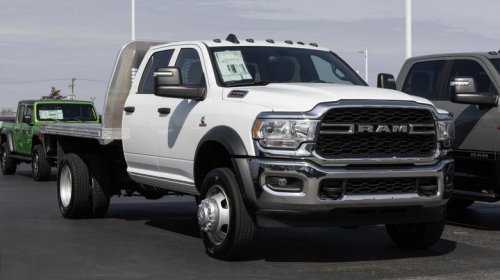 6.7L Cummins vs. 6.7L Power Stroke diesel engines: What are the differences?